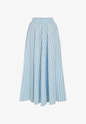 Lys blå midi-skjørt med tynne vertikale svarte striper og elastisk midjebånd, flytende A-linje silhuett.