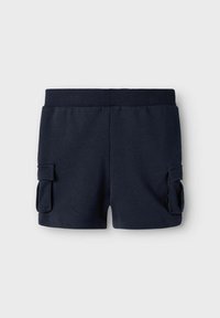 Shorts en coton bleu marine avec une taille côtelée et deux poches cargo latérales, affichant une texture lisse et un design simple.