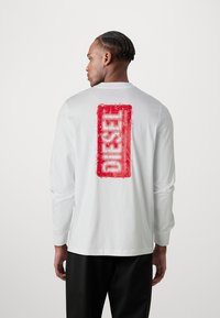 Diesel ADJUST - Top dugih rukava - white