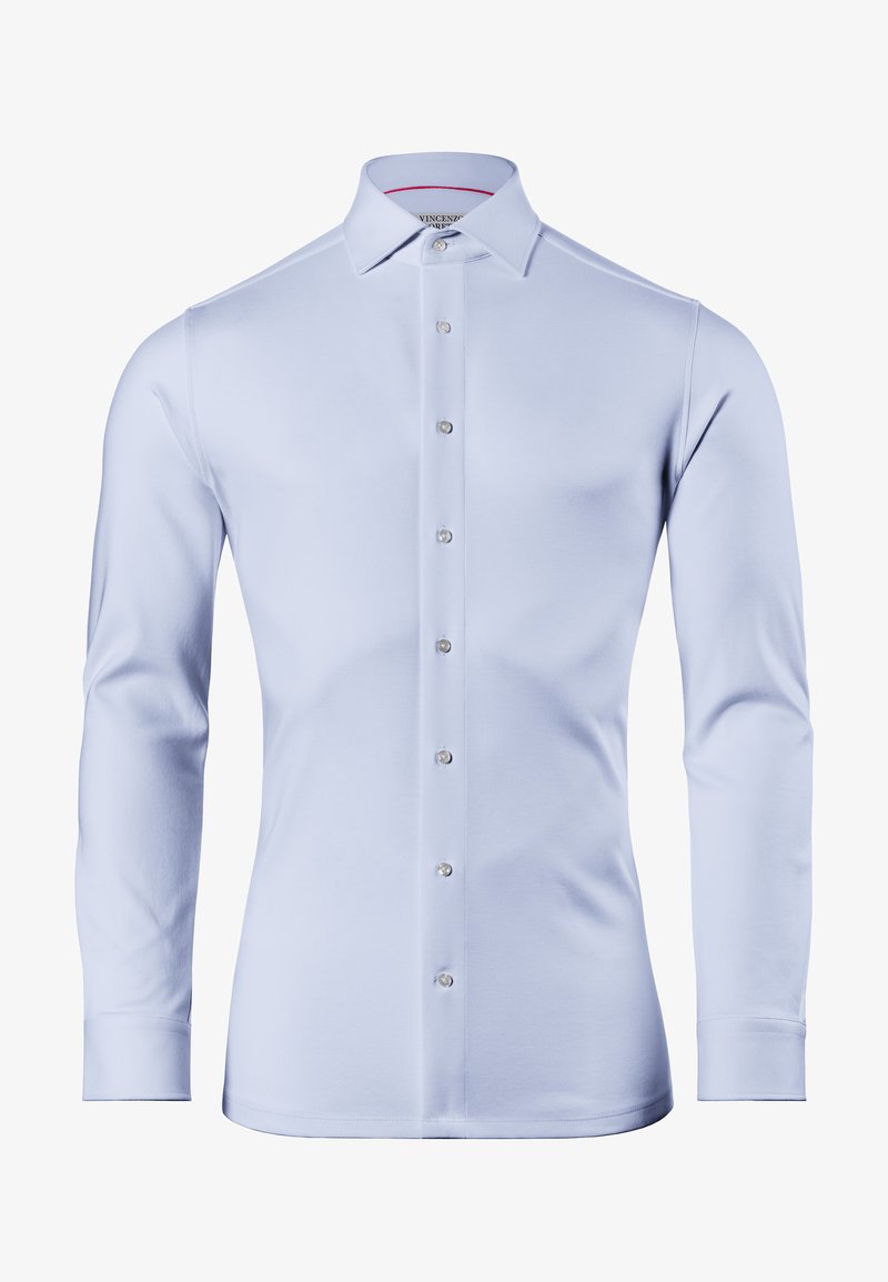 Lichtblauw langemouwen shirt gemaakt van katoen, met een klassieke kraag en een sluiting met knopen aan de voorkant met ronde witte knopen.