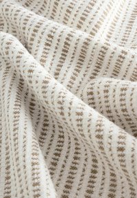 REGULAR FIT - TEXTURED STRIPE - Marškiniai - neutral