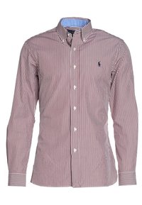 Långärmad skjorta i röd och vit randigt mönster med krage som knäpps ner och en ljusblå insida av kragen. Har en liten logotyp på bröstet.