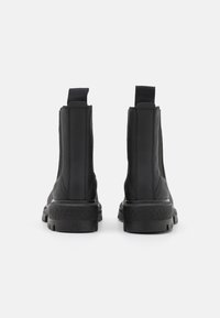 Timberland CORTINA VALLEY CHELSEA - Platform ankle boots - black full grain