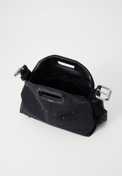 Maje Soma ar siksnu pāri ķermenim - noir