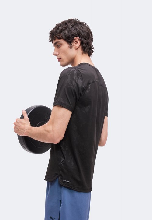 PUMA EMBOSSED TEE - Sports T-shirt - black — foto 4
