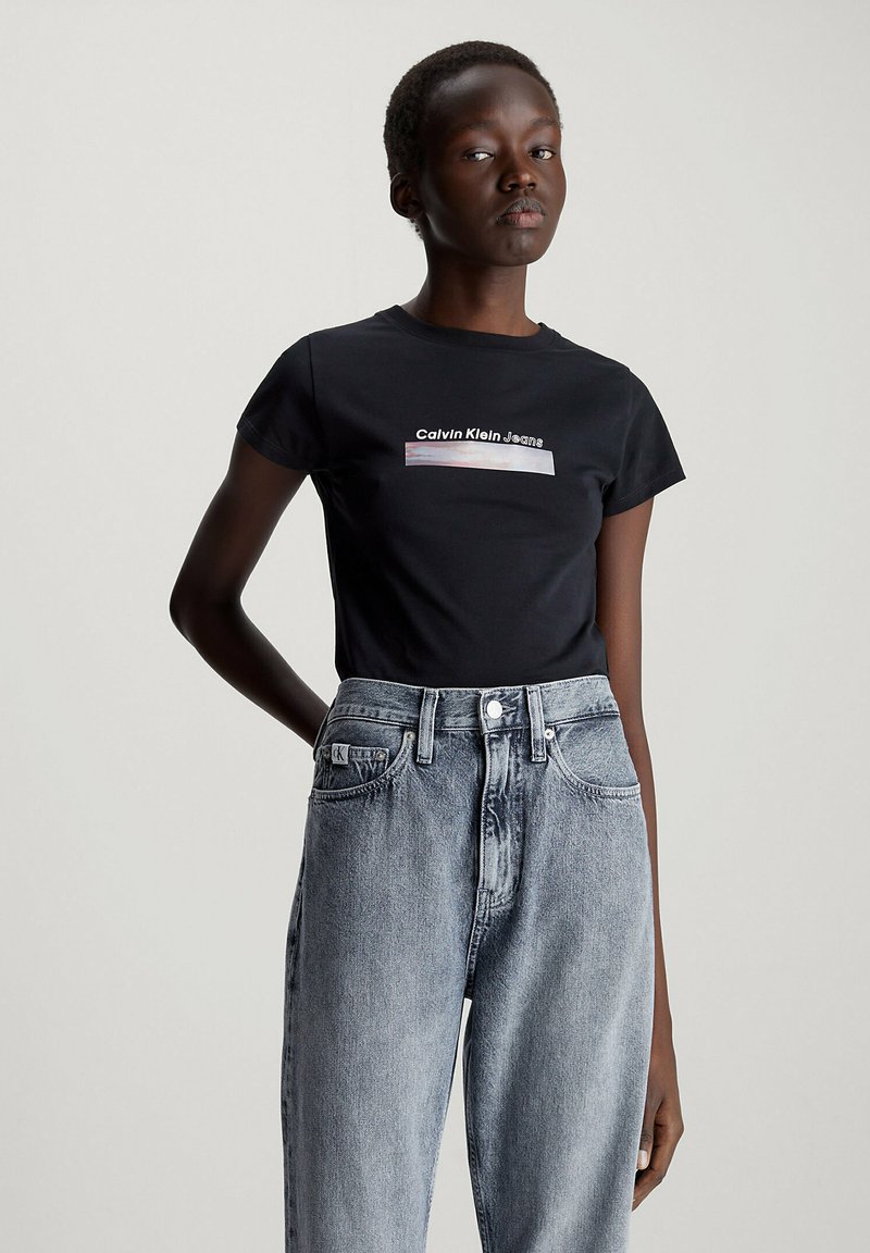 Calvin Klein Jeans T-shirt manica corta con logo nero main image 1
