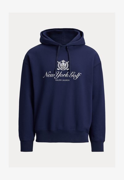 Tengerészkék polár kapucnis pulóver kenguruzsebbel, húzózsinóros kapucnival és a mellrészen fehér "New York Golf" hímzett logóval.