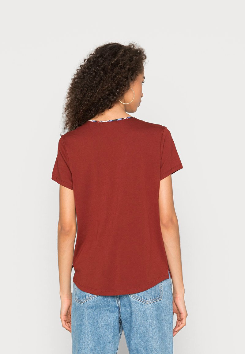 Damen T-Shirts | Scotch & Soda T-Shirt basic red clay/dunkelrot - GV38666 Damen T-Shirts | Scotch & Soda T-Shirt basic red clay/dunkelrot - GV38666
