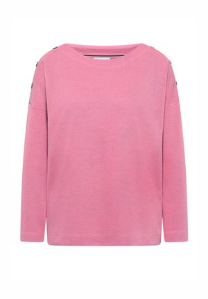 Camisa de manga larga en suave tela rosa con un corte relajado. Presenta botones en los hombros y un escote redondo. Material liso con una ligera textura.