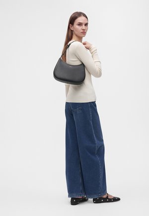 Furla, MARGOT SHOULDER BAG - Handtasche - nero
