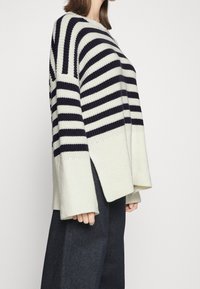 mbyM Maglione - white
