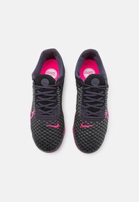 Nike Performance REACT GATO - Botas de futebol de salão - cave purple/pink blast/black