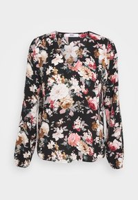 Blusa nera a fiori con maniche lunghe, scollo a V e una varietà di grandi fiori multicolore tra cui rose, bianchi e accenti marroni.