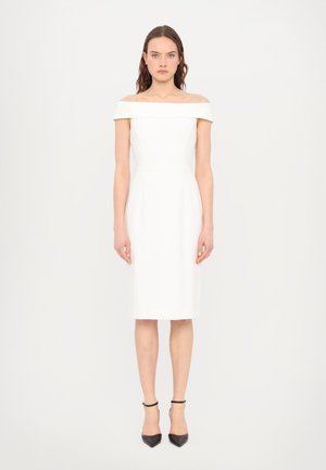 BOXY ADMIRA - Vardagsklänning - rice