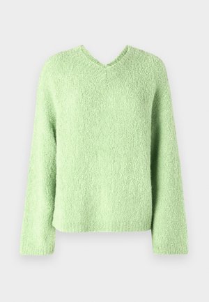 Lys grøn, struktureret sweater med v-hals, lange ærmer og en afslappet pasform. Stoffet har et blødt, fluffy udseende.