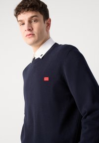 Thumbnail Image 7