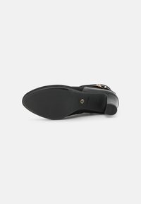 Tamaris Botines de tacón - black