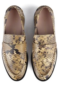 Loafers made of textured faux snakeskin in beige and dark brown, featuring a rounded toe and black rubber sole. Stitched detailing visible.