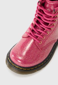 Dr. Martens Kotníkové boty - fuchsia/silver-coloured/gold-coloured