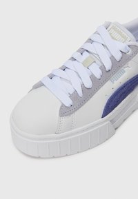 Thumbnail Image 6
