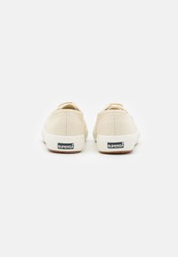 Superga 2750 CLASSIC - Sapatilhas - beige eggshell- avorio