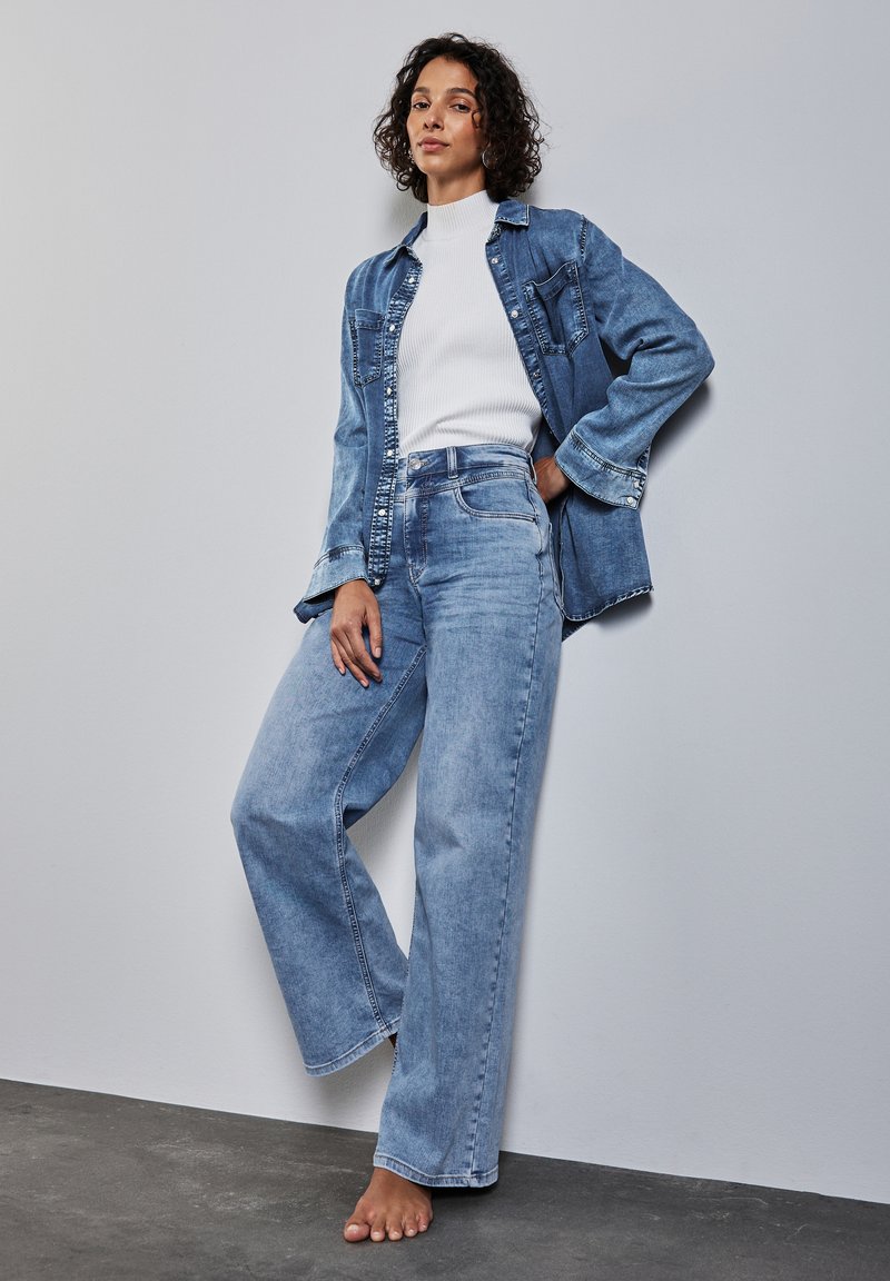 Wide Leg Jeans für Damen in Grau