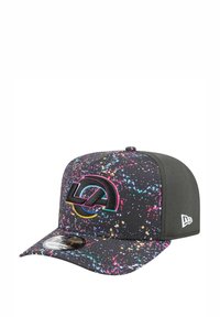 Black cap with a splatter paint design in pink, blue, and yellow. Features a raised LA logo, curved visor, and breathable texture.