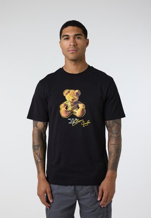 CLOSURE London TAPE TEDDY TEE - Apdrukāts T-krekls - black