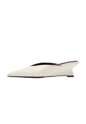 Stradivarius, Mules à talons - white