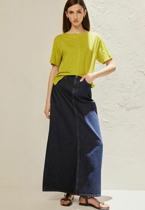 CREW NECK SHORT SLEEVE PETITE - Navadna majica - lime green