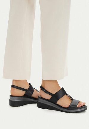 Lasocki, LASOCKI WOMEN'S SANDALS BLACK - Keilsandalette - black