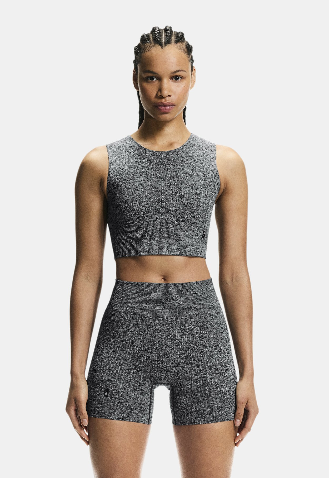 STUDIO CROP - Top