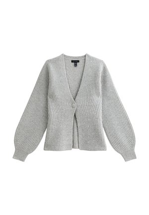 Cardigan gris à côtes avec de longues manches bouffantes, un décolleté en V profond et une fermeture à un bouton, présentant des détails en tricot texturé sur l'ensemble.