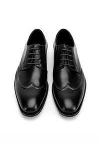 WITTCHEN Veterschoenen - black