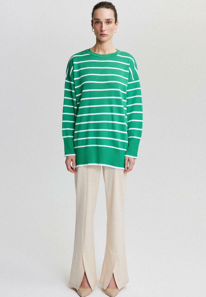 Touché Privé Trui groen Touché Privé Trui groen