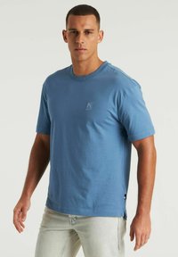 CHASIN' FLOWERED - T-shirt print - blue