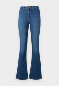 Jean évasé taille haute en denim bleu avec poches avant, passants de ceinture et fermeture par bouton et fermeture éclair sur un fond clair uni.