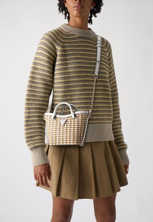 ATALIA MINI TOTE - Geantă de mână - natural/white