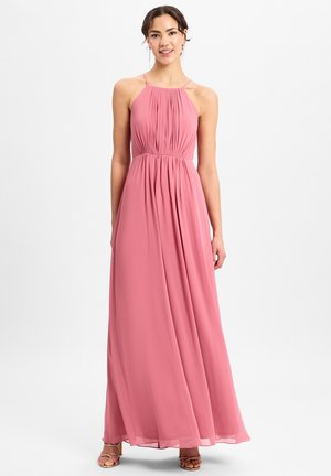Langes pinkes Kleid aus leichtem Stoff, mit einem Halsband, plissiertem Oberteil und fließendem Rock, ergänzt durch dünne Träger.