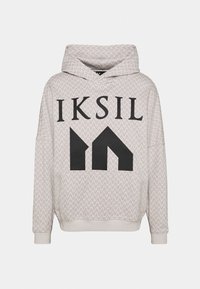 Sudadera gris claro con un patrón texturizado, un gran logo negro "IKSIL" y un diseño geométrico negro. Cuenta con una capucha amplia y puños acanalados.