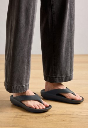 MELLOW RECOVERY - Tåsandaler - black