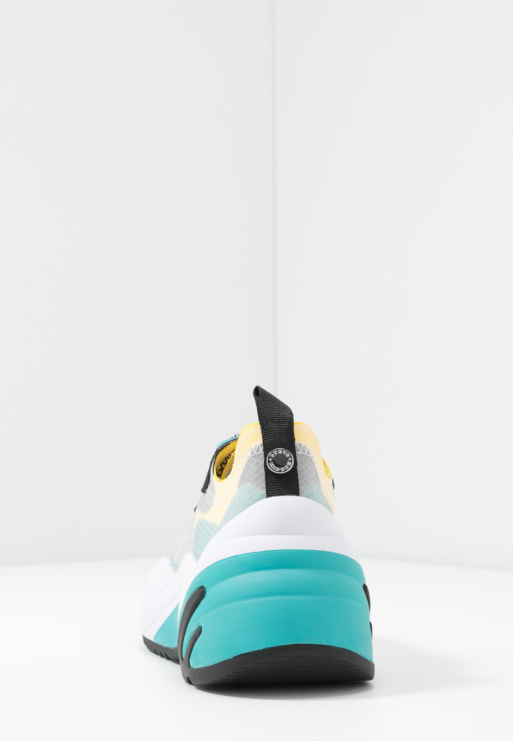 Steve Madden CHARGED Joggesko bluemulticolor Zalando.no Steve Madden CHARGED Joggesko bluemulticolor Zalando.no