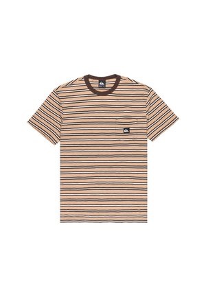Gestreifte kurzärmlige T-Shirt in Beige, Braun und Orange. Verfügt über eine kleine Brusttasche und einen kontrastierenden braunen Rundhalsausschnitt.