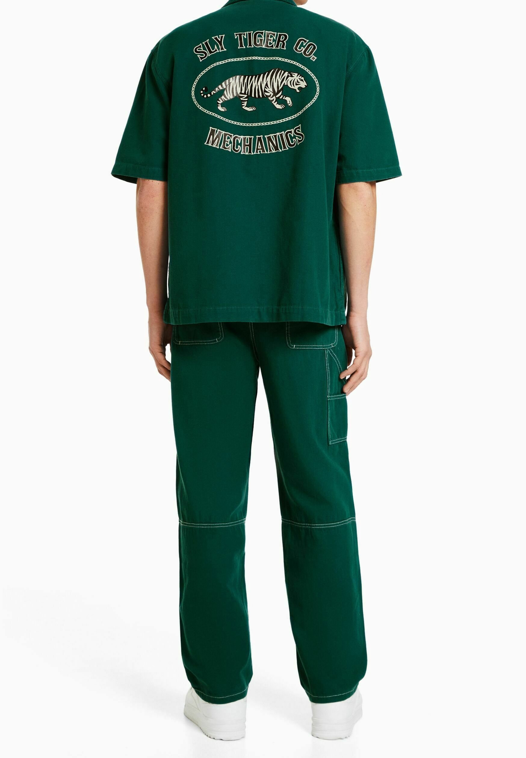 Bershka Camisa evergreen/verde abeto (Segunda mano)