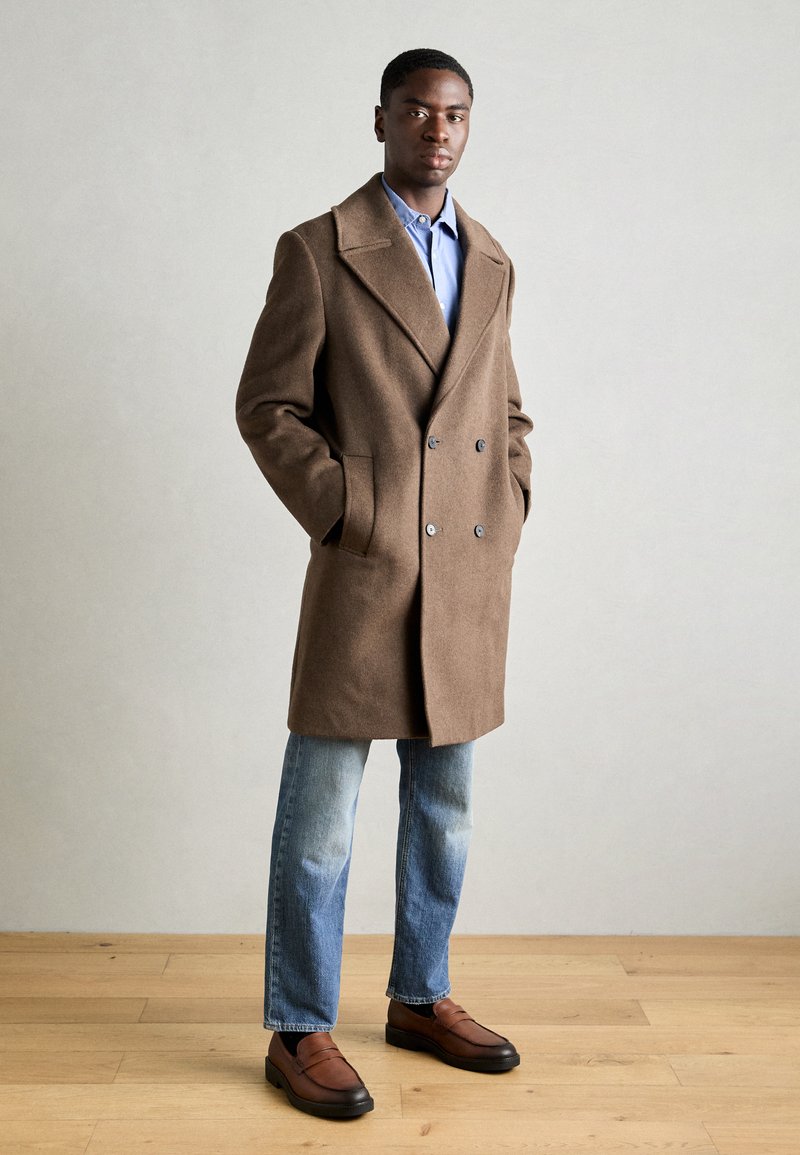Isaac Dewhirst OVERSIZED COAT - Klasisks mētelis - brown