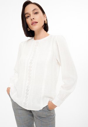 Blouse - white
