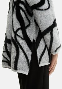 TOM TAILOR Jumper - grey geometric knit pattern