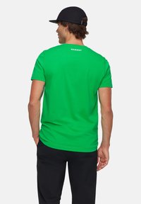 Mammut T-shirt med print - pinea