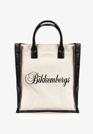 Stof tote bag med sorte læderdetaljer og håndtag, der har et stort trykt logo "Bikkembergs" i elegant skrift.