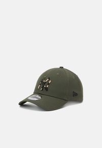 Unselected, olive